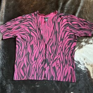 New York & Co - maroon and black, short sleeve cardigan. SZ XL